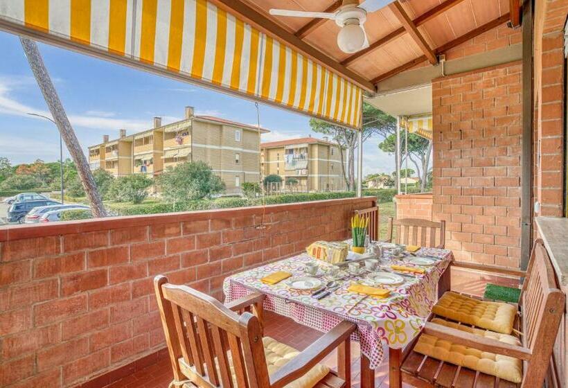 2 Bedroom Pet Friendly Apartment In Grosseto