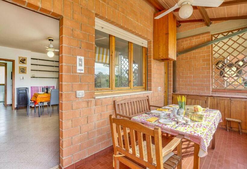 2 Bedroom Pet Friendly Apartment In Grosseto