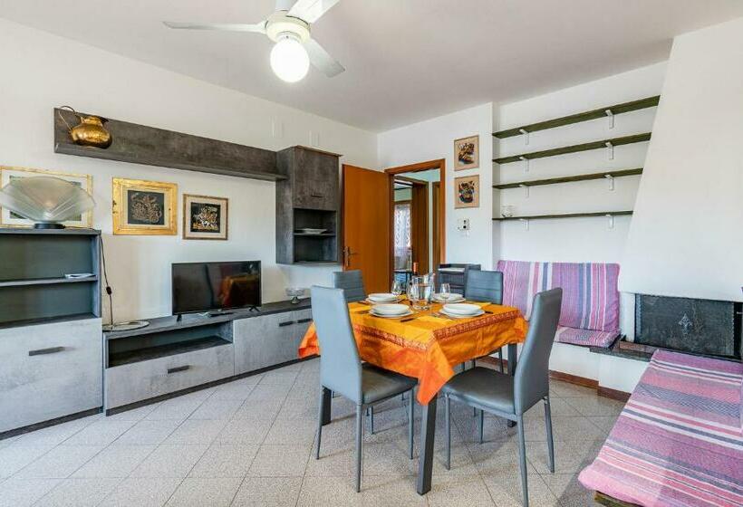 2 Bedroom Pet Friendly Apartment In Grosseto