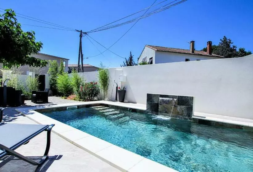 Nice Home In Les Angles With Kitchenette