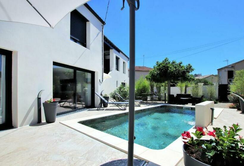 Nice Home In Les Angles With Kitchenette