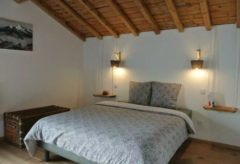 La Casa Tara