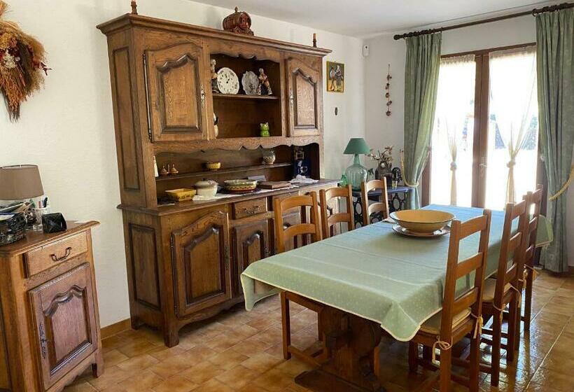 Maison Provençale En Campagne à Eguilles