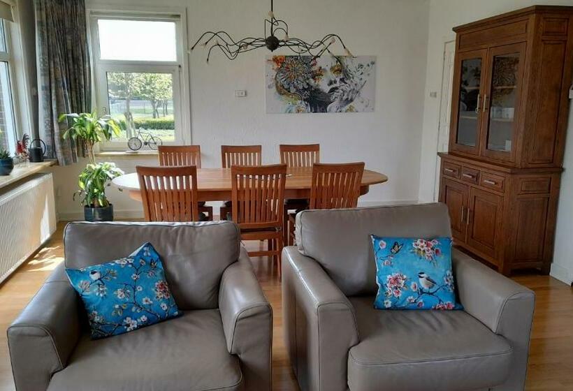 Ruime Vakantiewoning Voor 4 6 Personen