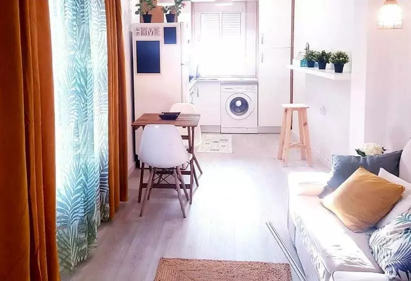 El Estudio Del Astillero