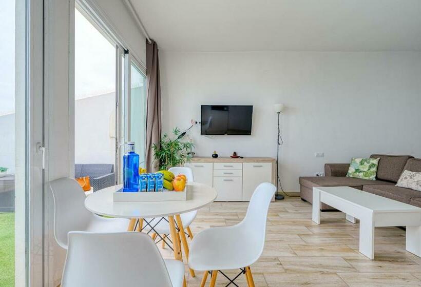 Homeforguest The Cliff House Gran Canaria With Sea Views