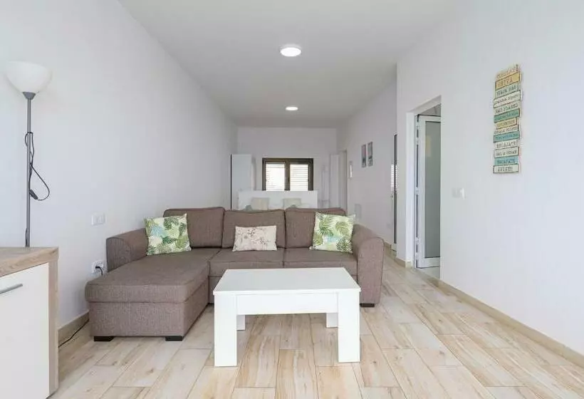 Homeforguest The Cliff House Gran Canaria With Sea Views