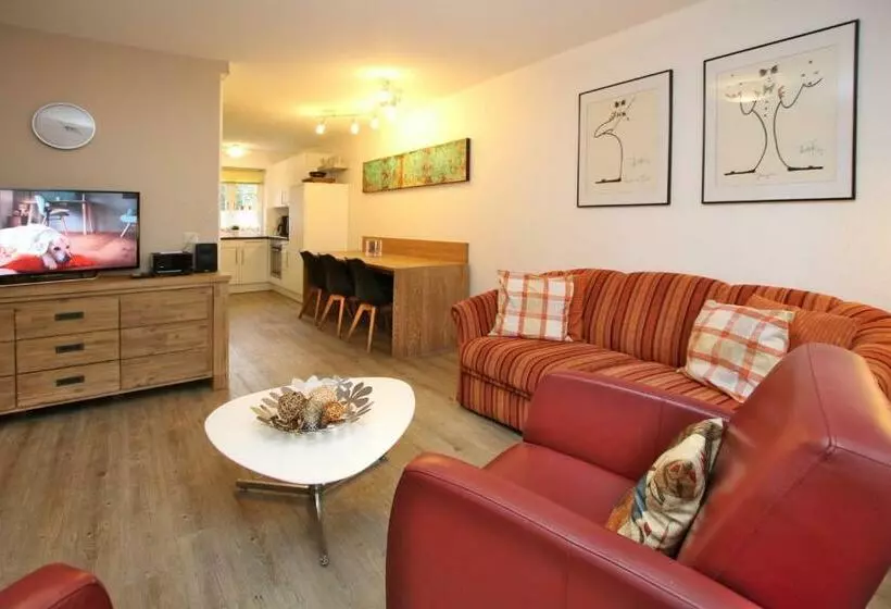 Strandstra_e 8_ Whg_ 12_ Green Eil