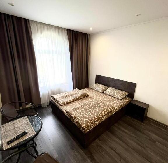 нові апартаменти 83