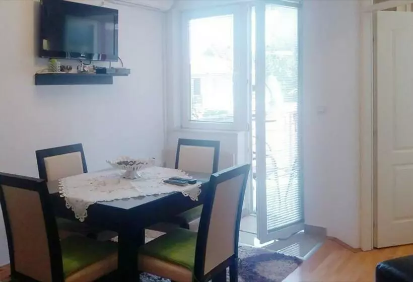 Apartman Pazova