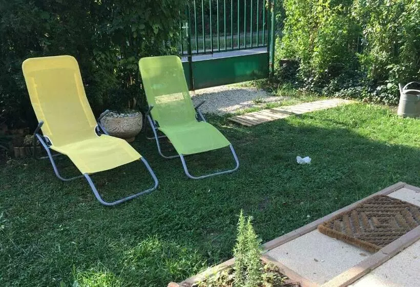 Apartment For Cyclists Ride In Balatonalmádi