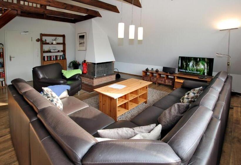 Badestra_e 80_ Whg_ 8_ Goting Hus