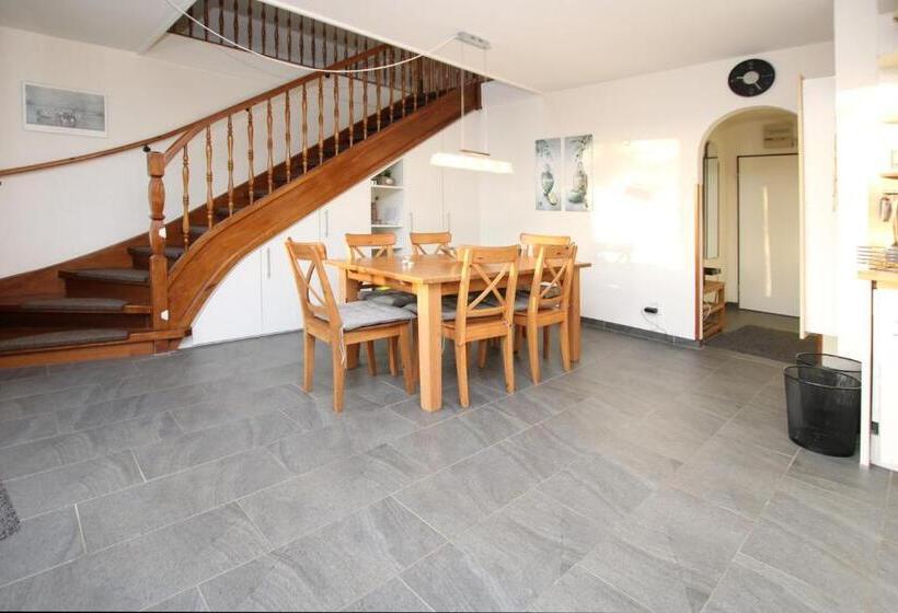 Badestra_e 80_ Whg_ 8_ Goting Hus