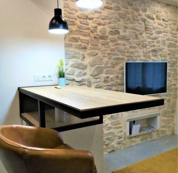 Le Petit Studio   15 M2   Centre Ville   Sorgue à 50 M