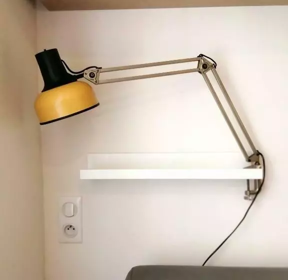 Le Petit Studio   15 M2   Centre Ville   Sorgue à 50 M