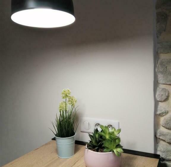 Le Petit Studio   15 M2   Centre Ville   Sorgue à 50 M