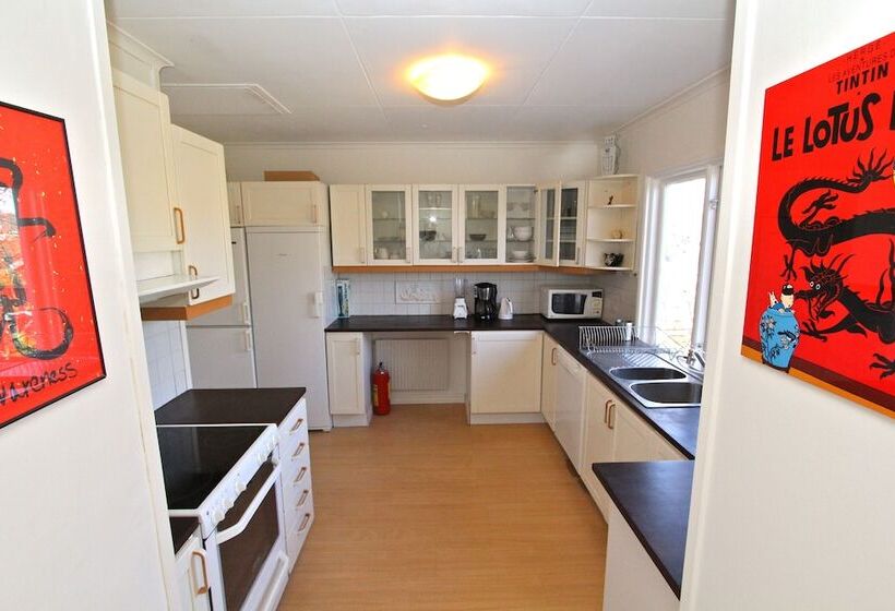 The Sundeck A Romantic Apt In Tallkrogen