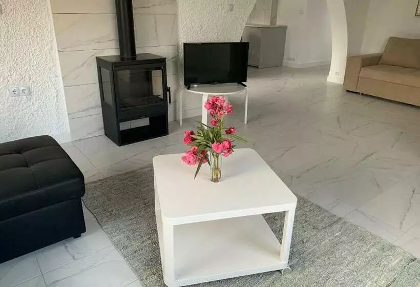 Zen Residence