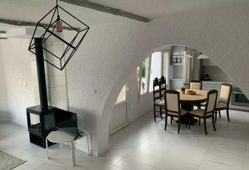 Zen Residence