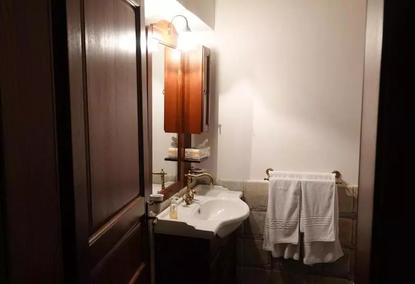 Belis  Best View Of The Lake