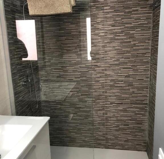 Modern Luxury Apartment