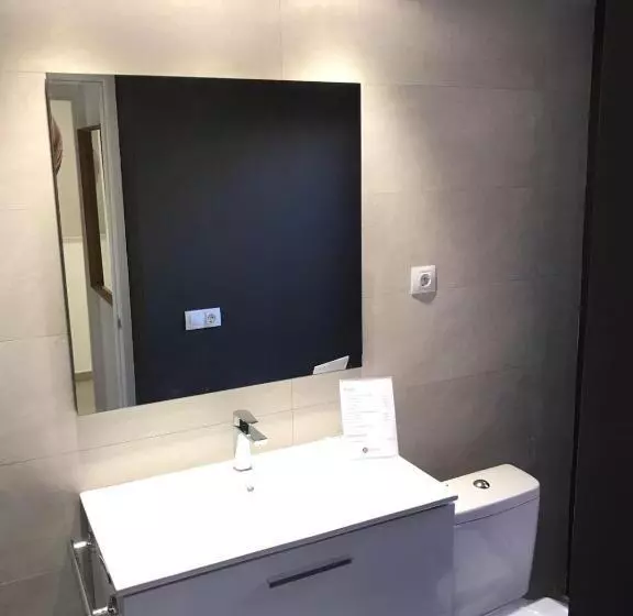 Modern Luxury Apartment