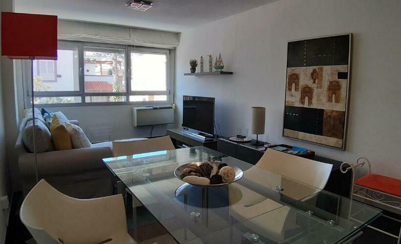 Apartamento La Marina Ciudad Jardin