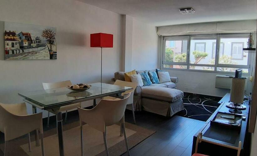 Apartamento La Marina Ciudad Jardin