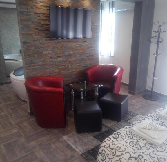 De Lux Apartment Maki