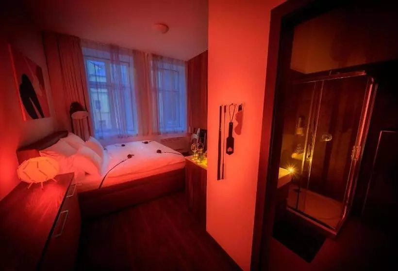 Fifty Shades Of Gray Studio, City Center