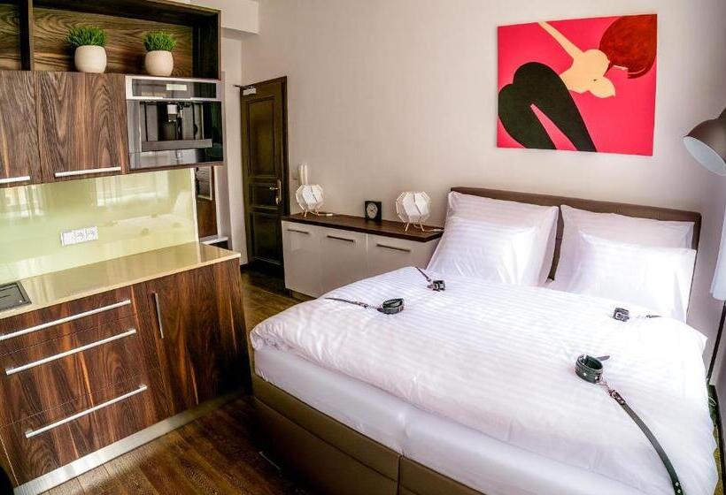 Fifty Shades Of Gray Studio, City Center