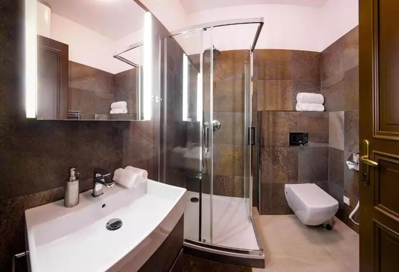 Fifty Shades Of Gray Studio, City Center