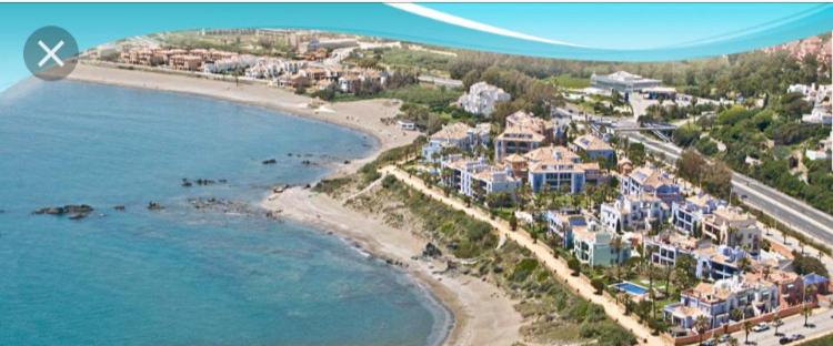 La Perla De La Bahía, Urbanización Gran Lujo