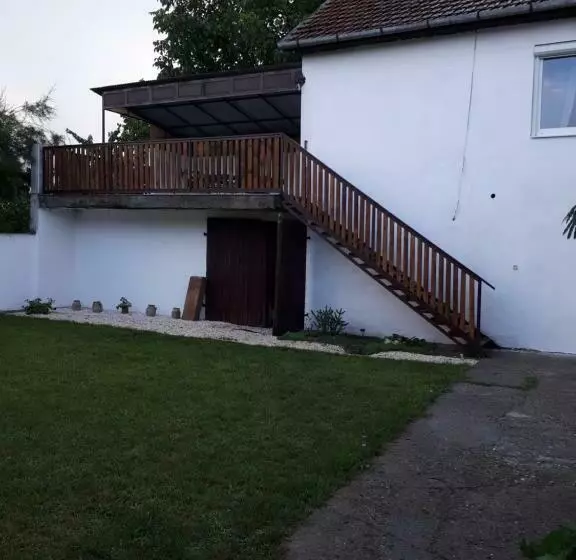 Natália Apartman