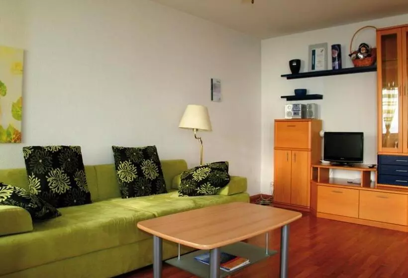 Apartment 123