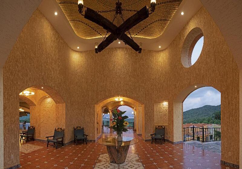 Otel El Corazón Resort