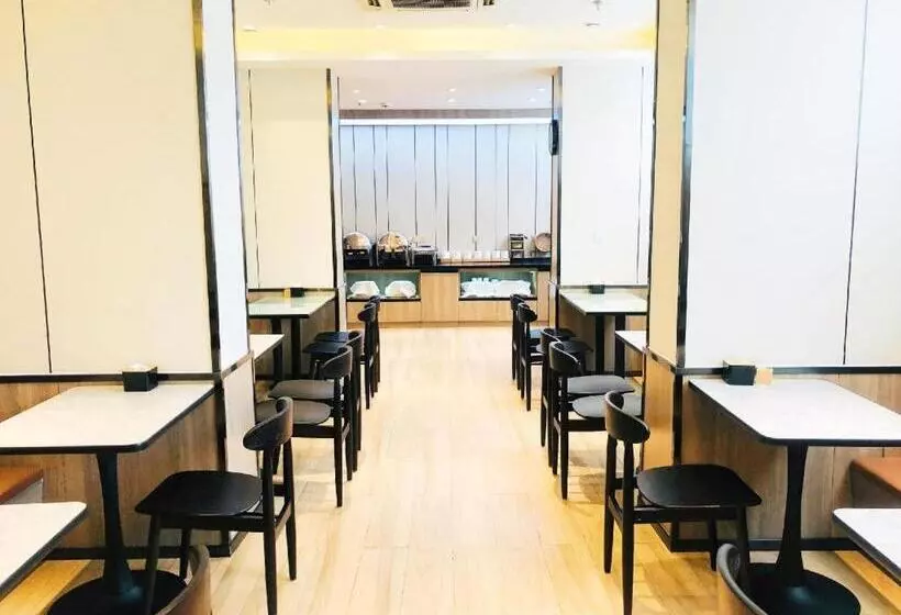 Hanting Hotel Changzhi Baiyi Square