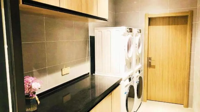 Hanting Hotel Changzhi Baiyi Square