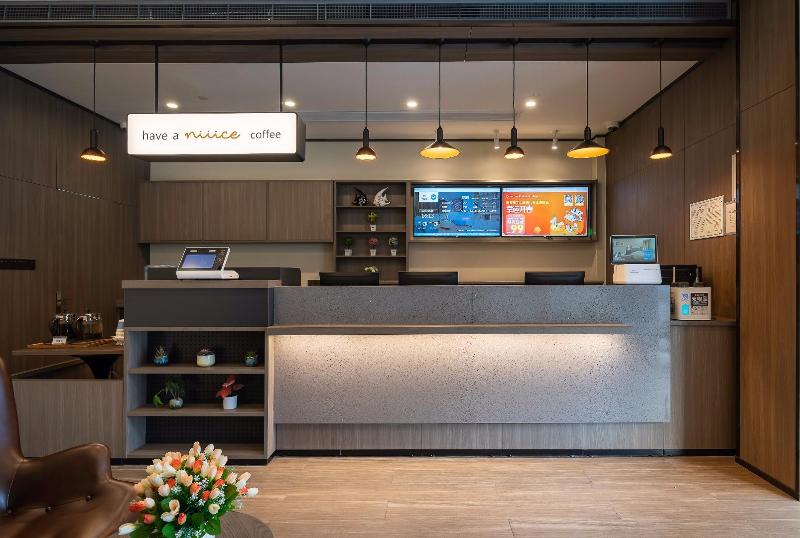 בית מלון כפרי Hanting  Shanghai Lujiazui Minsheng Road Metro Station