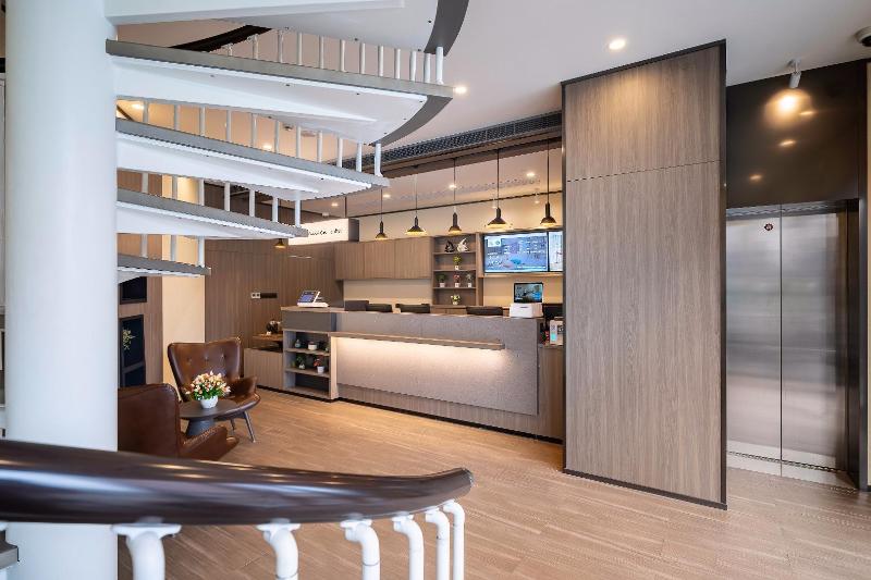 בית מלון כפרי Hanting  Shanghai Lujiazui Minsheng Road Metro Station