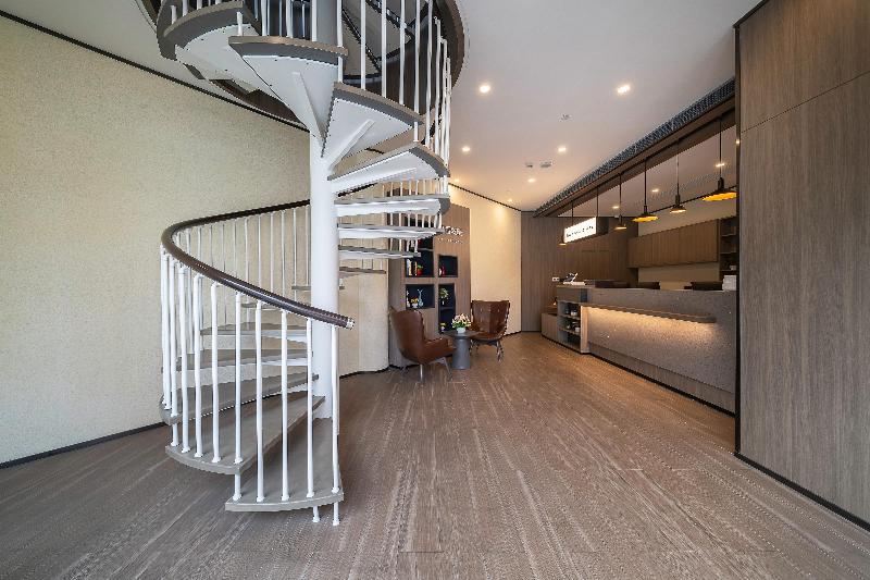 בית מלון כפרי Hanting  Shanghai Lujiazui Minsheng Road Metro Station