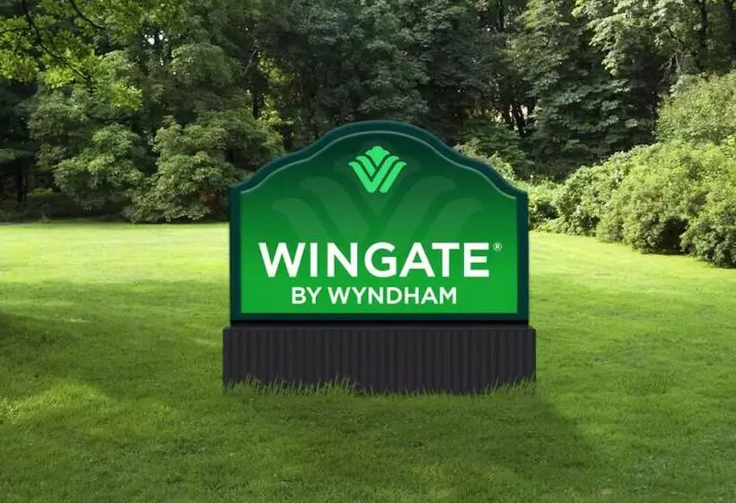 Hotelli Wingate By Wyndham Ezhou Airport