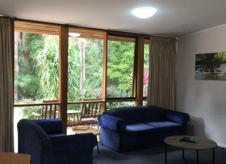 Mallacoota Log Cabins