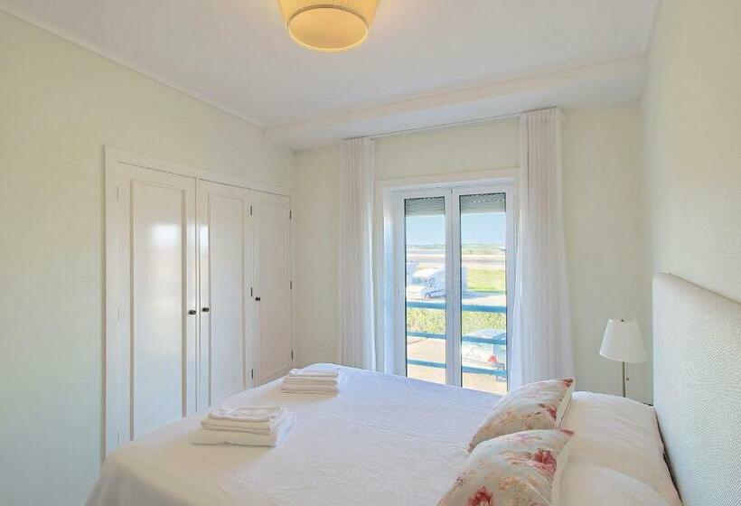 Pool & Tennis Beach House