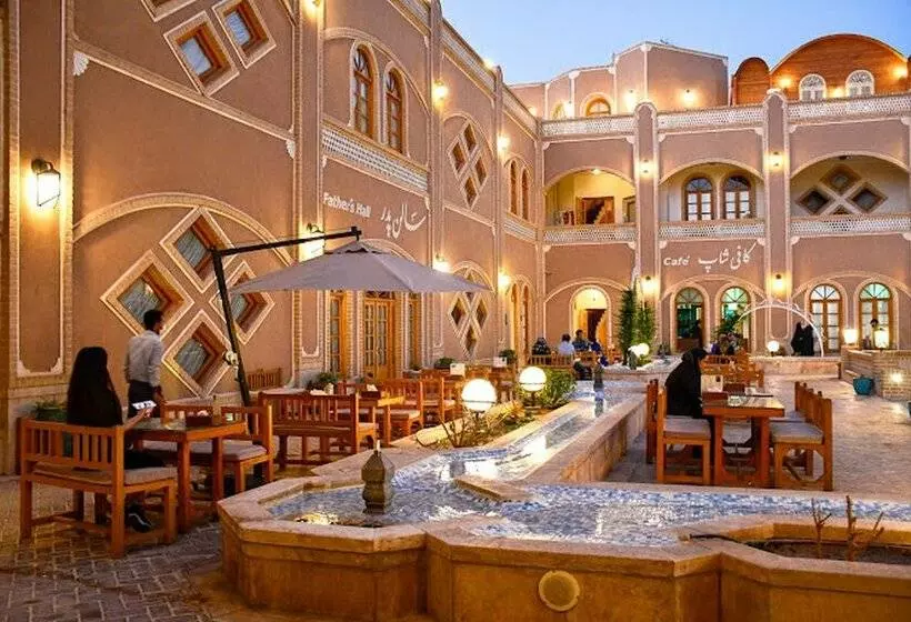 Dad Hotel Yazd