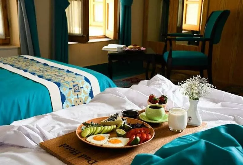 Dad Hotel Yazd