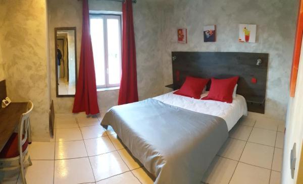 فندق Auberge De Bonpas Logis De France