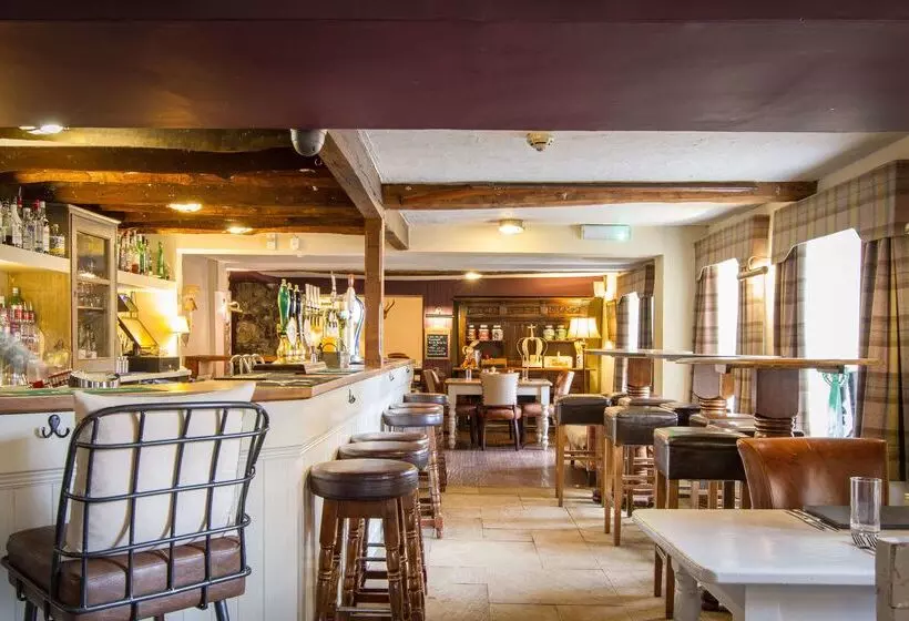 בית מלון כפרי Black Horse Inn