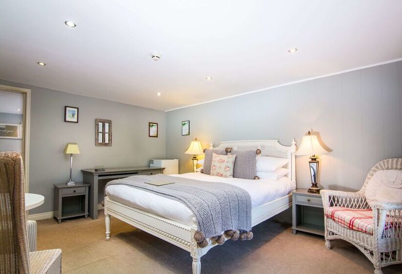 فندق Black Horse Inn