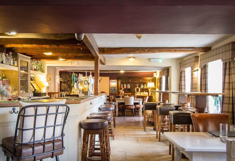 فندق Black Horse Inn